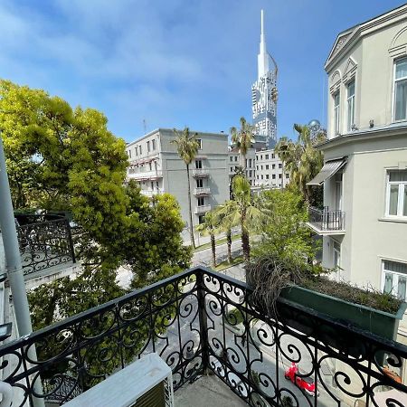 Центр Города Батуми Apartment Rustaveli 13 Exterior photo